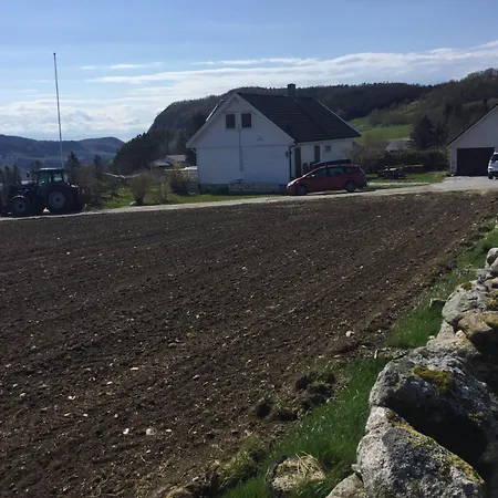 Ryfylke Garden Holta Leilighet *
